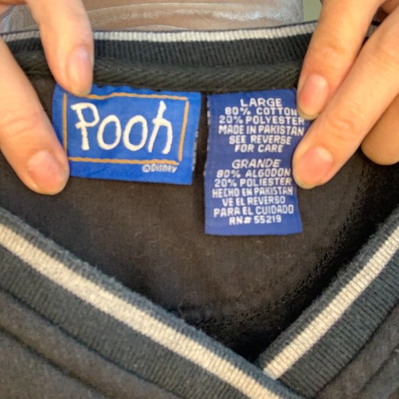 Vintage Pooh Bear Embroidered Sweatshirt - Picture 6 of 6